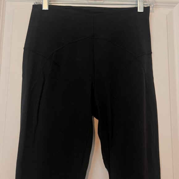 Lululemon Instill Leggings in Black - Picture 4 of 8
